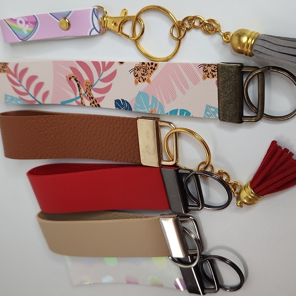 Keyfob Keychains. Sets Of 6 - Picture 3 of 6